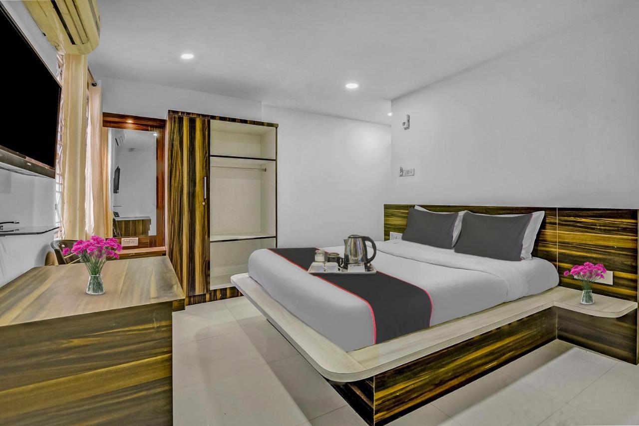 Hotel Sai Town House Mangalore Esterno foto