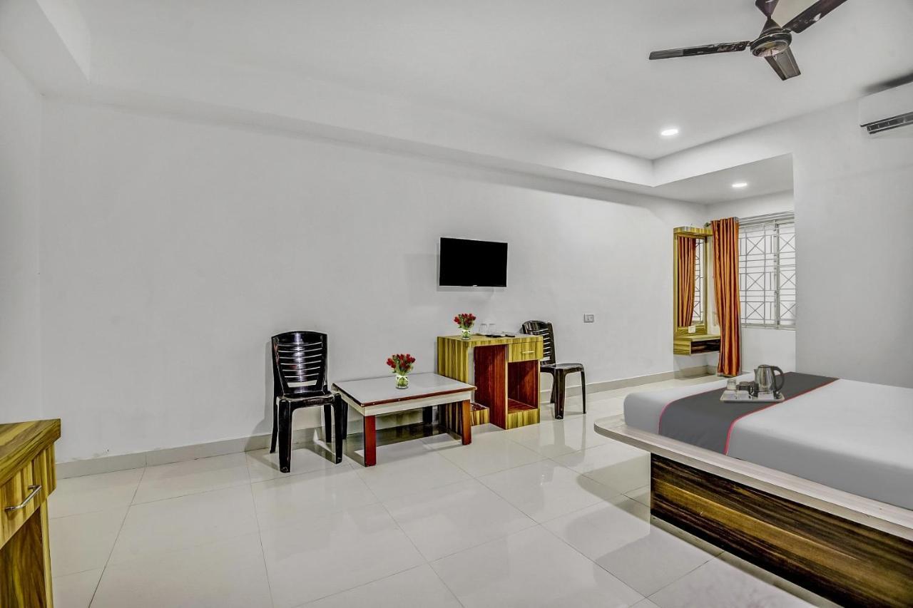 Hotel Sai Town House Mangalore Esterno foto